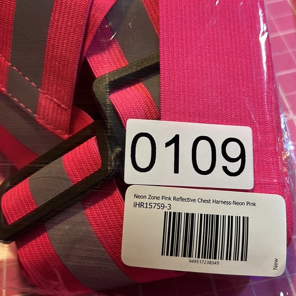 New Clasp UV REACTIVE Harness - Picture 14 of 14